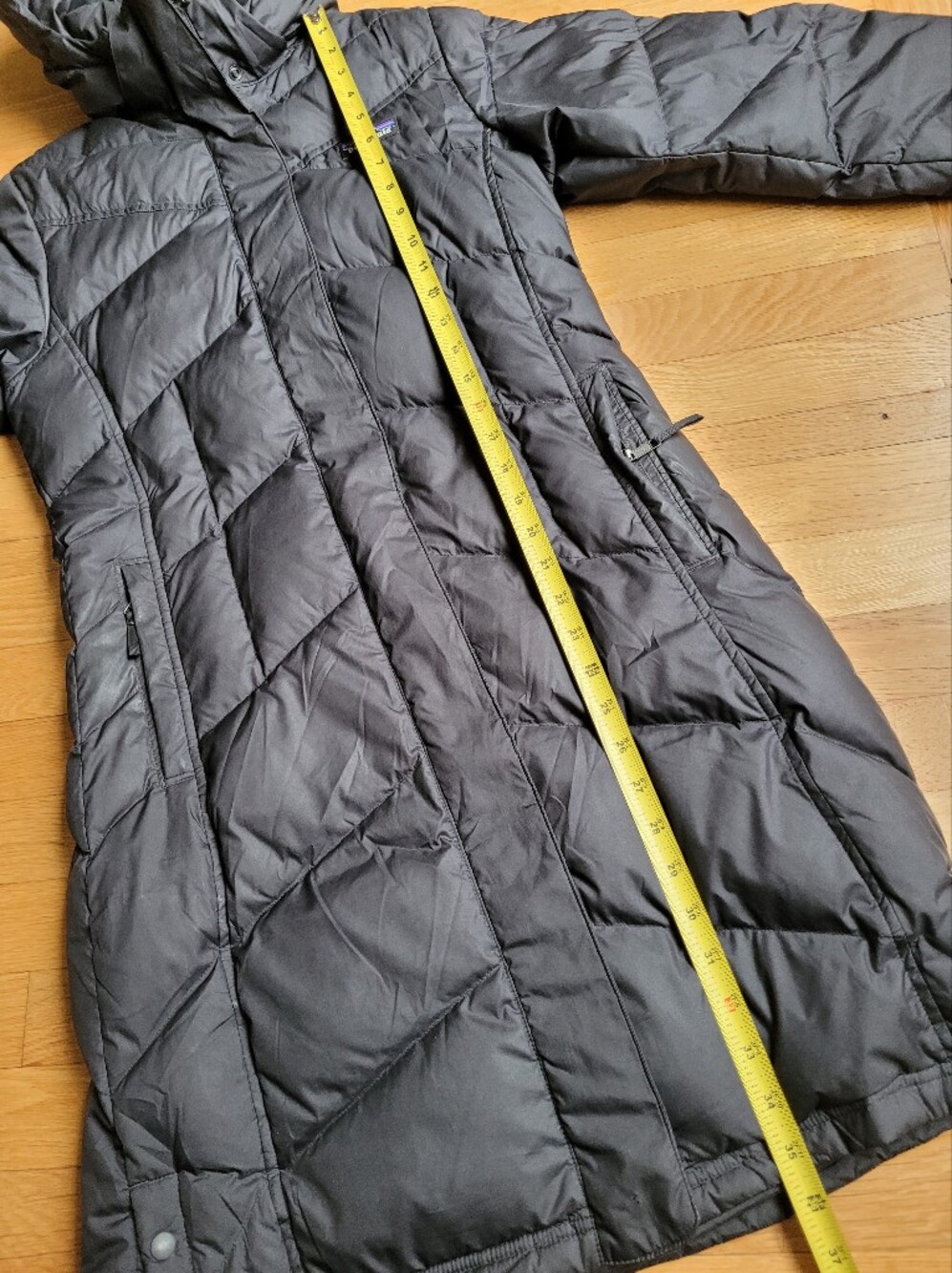 Patagonia Down With It Parka - Picture 16 of 16